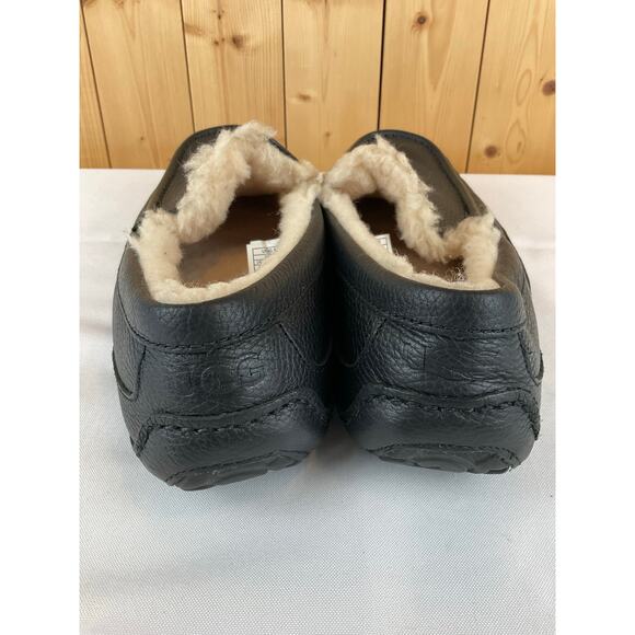 Ugg Black Slippers, Black- Men's Size 11 - Picture 3 of 5